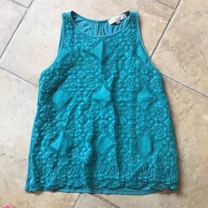 Lace sleeveless top